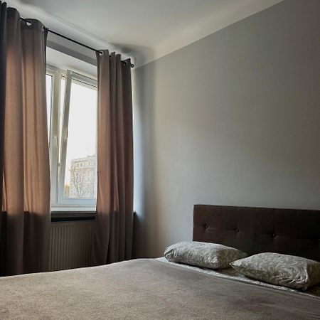 K22 Andersa 12 M Ratusz Arsenal Apartment Varşovia Exterior foto