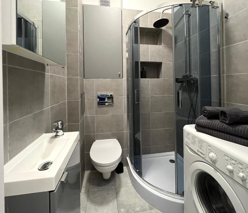 K22 Andersa 12 M Ratusz Arsenal Apartment Varşovia Exterior foto