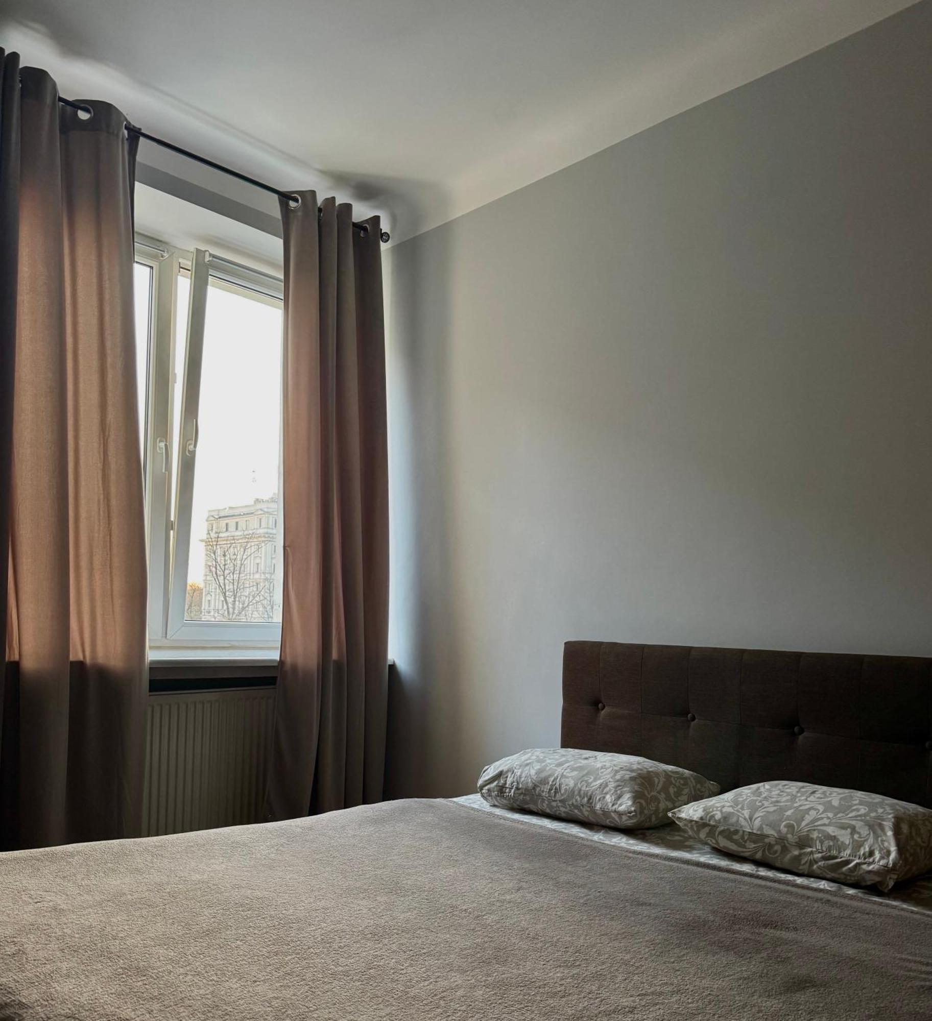 K22 Andersa 12 M Ratusz Arsenal Apartment Varşovia Exterior foto